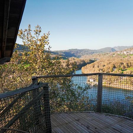 Cabanes Et Lodges Du Belvedere Serrieres-sur-Ain المظهر الخارجي الصورة
