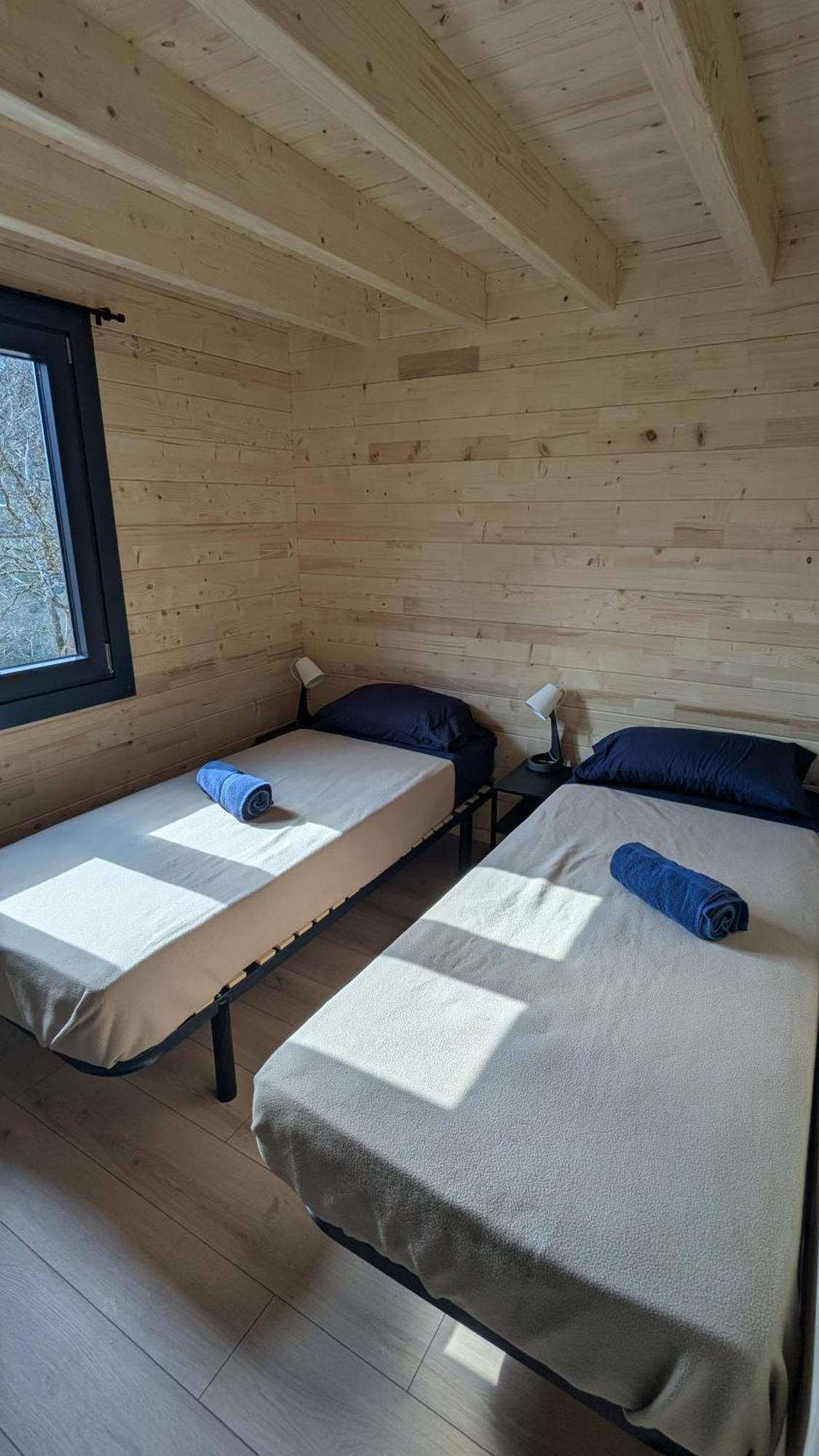 Cabanes Et Lodges Du Belvedere Serrieres-sur-Ain المظهر الخارجي الصورة