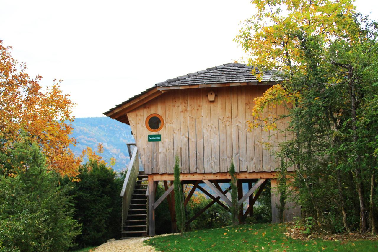 Cabanes Et Lodges Du Belvedere Serrieres-sur-Ain المظهر الخارجي الصورة
